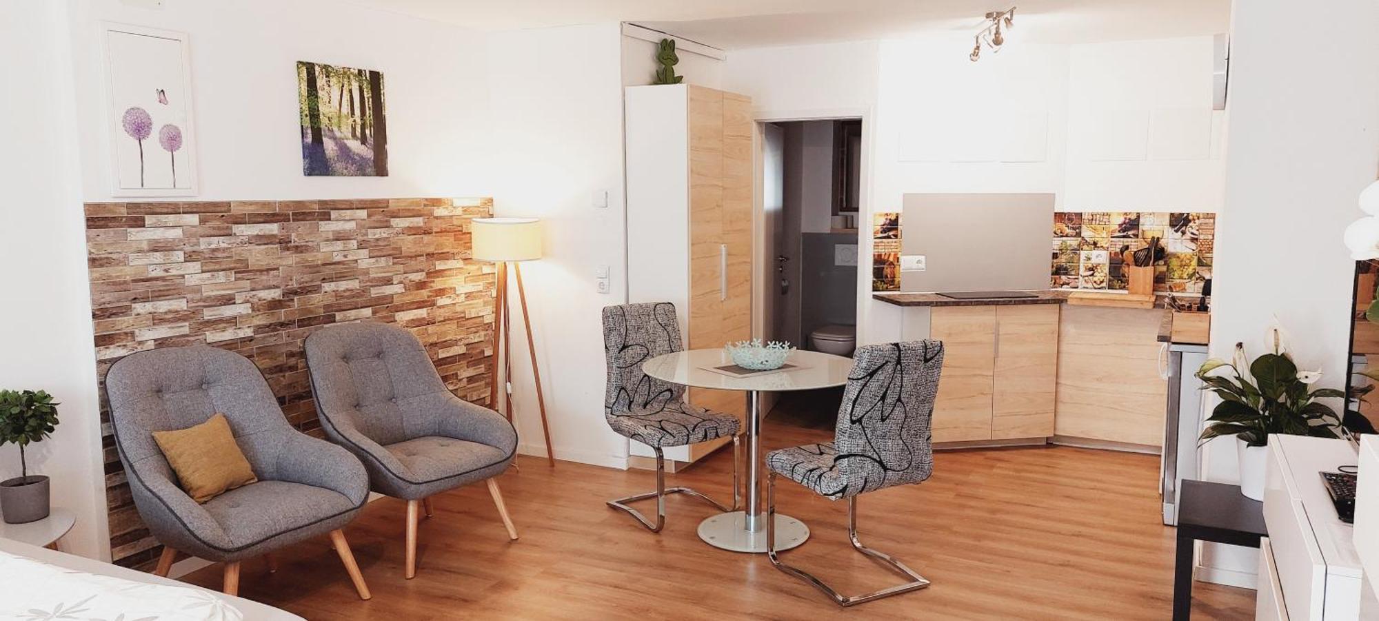 Modernes Souterrain Apartment Black Forest Mit Separatem Eingang Und Kfz-Stellplatz Bad Dürrheim Eksteriør bilde
